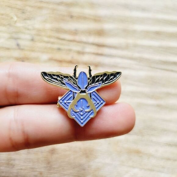 Moth Enamel Pin Brooch Mystical magical Nature Moth lover Fashion pin butterfly - Picture 6 of 10